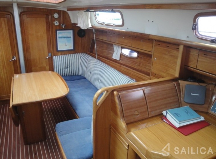 Bavaria 37 Cruiser - Yacht Charter Sailica