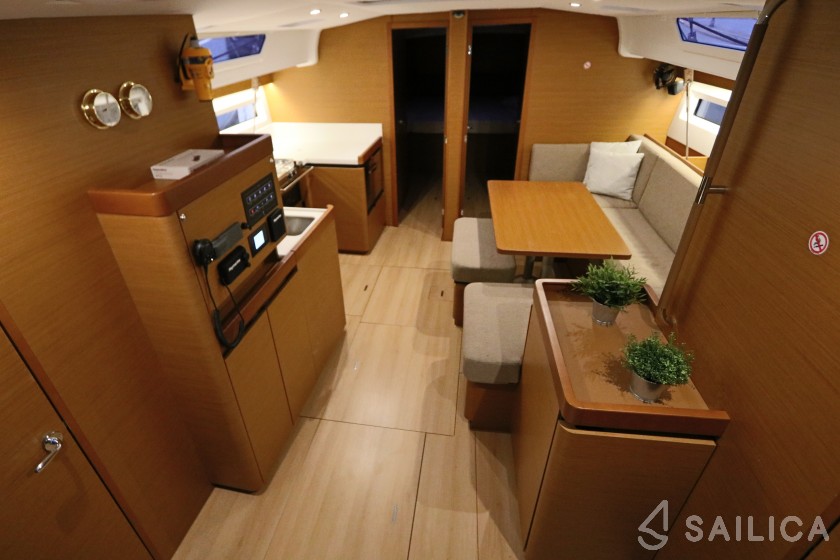 Sun Odyssey 490 - Yacht Charter Sailica
