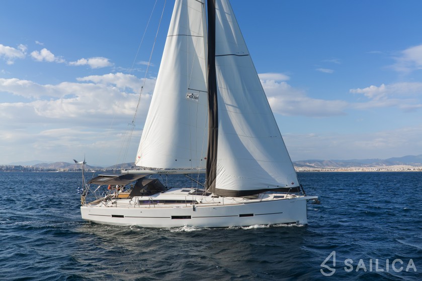 Dufour 460 GL - Yacht Charter Sailica