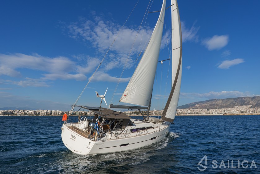 Dufour 460 GL - Yacht Charter Sailica