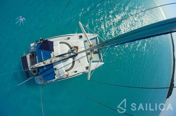 Antigua 37 - Yacht Charter Sailica