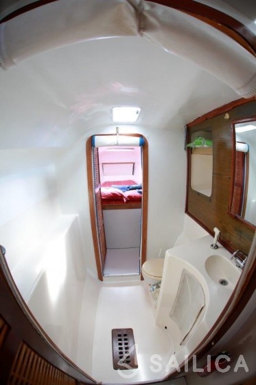 Antigua 37 - Yacht Charter Sailica