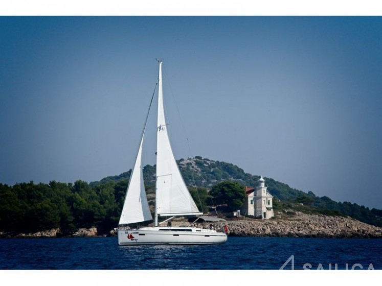 Bavaria 41 Cruiser - Yacht Charter Sailica