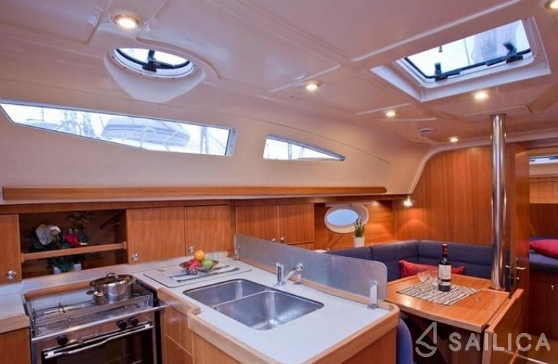 Elan 344 Impression - Yacht Charter Sailica