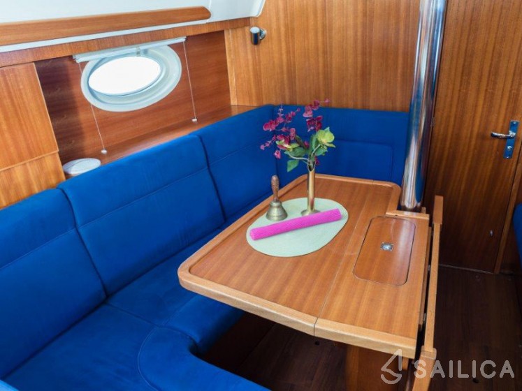 Elan 344 Impression - Yacht Charter Sailica