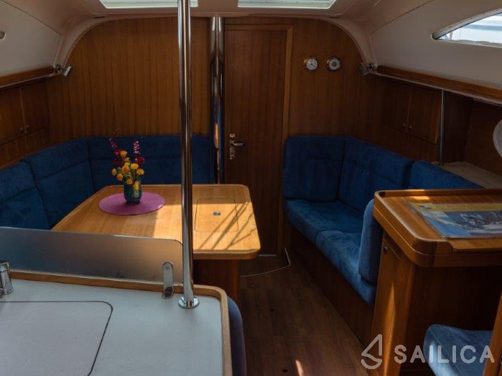 Elan 384 Impression - Yacht Charter Sailica