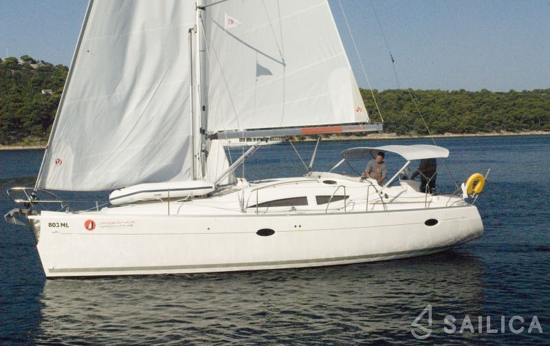 Elan 384 Impression - Yacht Charter Sailica