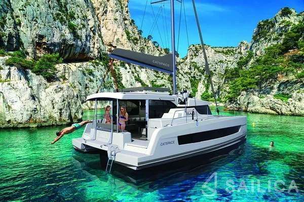 Bali Catspace - Yacht Charter Sailica