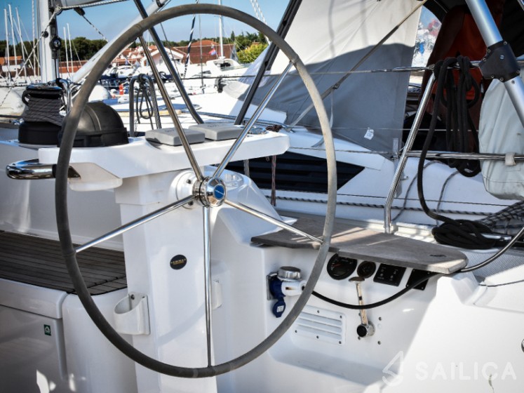 Bavaria 50 Cruiser - Yacht Charter Sailica