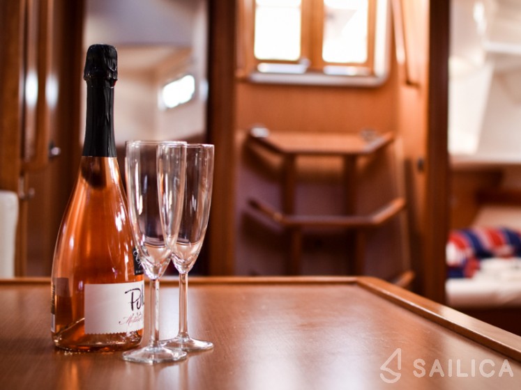 Bavaria 50 Cruiser - Yacht Charter Sailica