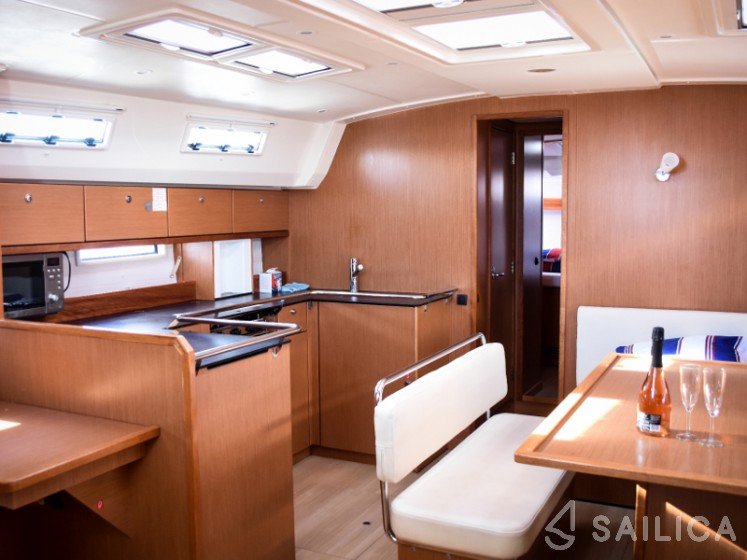 Bavaria 50 Cruiser - Yacht Charter Sailica