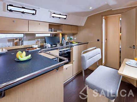 Bavaria 45 Cruiser - Yacht Charter Sailica