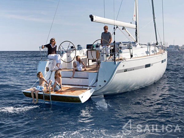 Bavaria 45 Cruiser - Yacht Charter Sailica