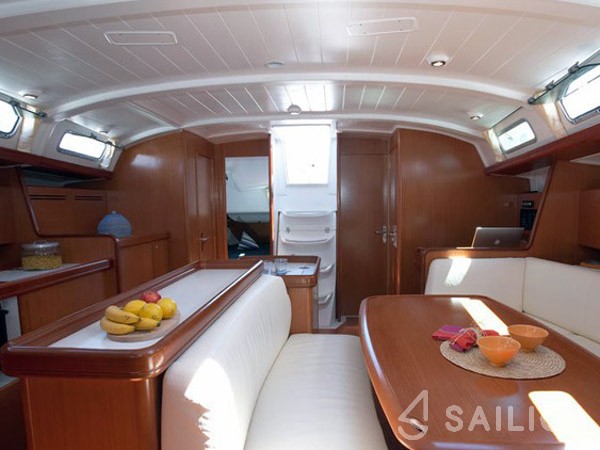 Cyclades 50.5 - Yacht Charter Sailica