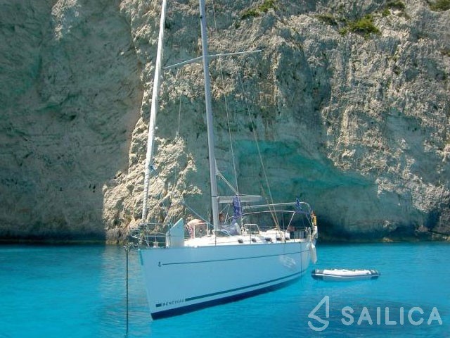 Cyclades 50.5 - Yacht Charter Sailica