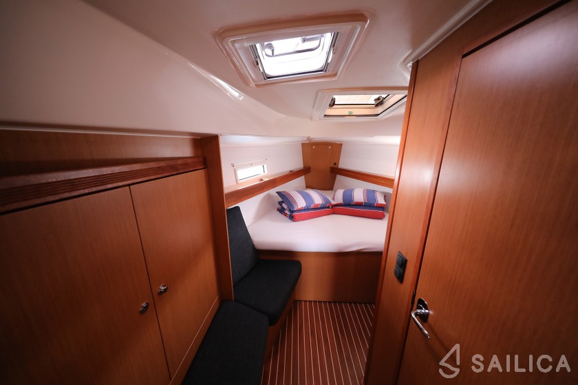 Bavaria 40 Cruiser - Yacht Charter Sailica