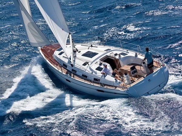 Bavaria 40 Cruiser - Yacht Charter Sailica