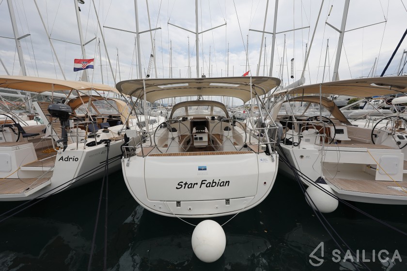 Bavaria 40 Cruiser - Yacht Charter Sailica