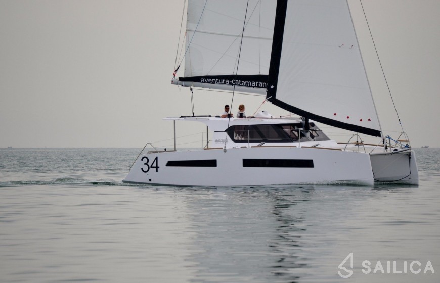 Aventura 34 - Yacht Charter Sailica