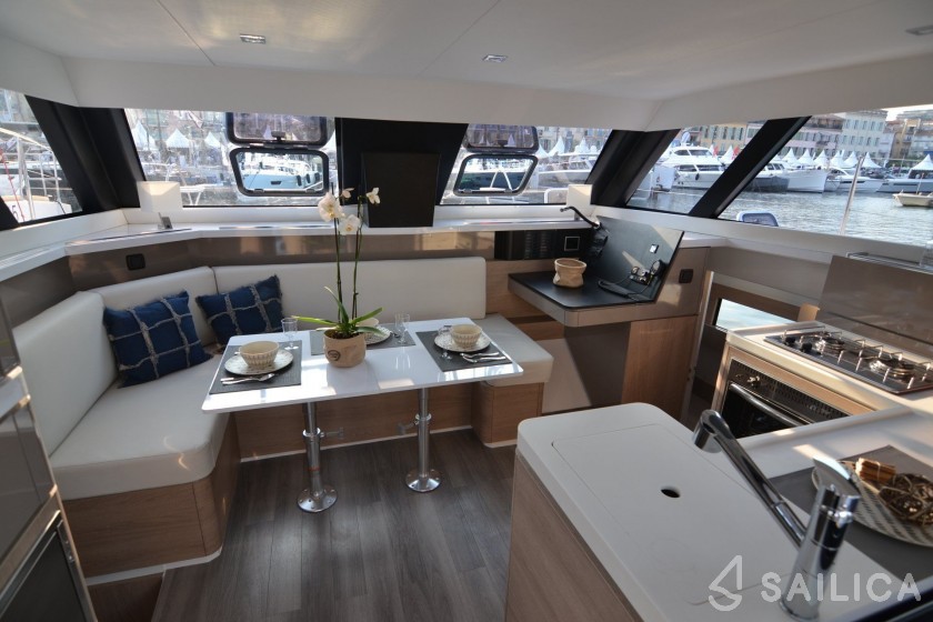Aventura 34 - Yacht Charter Sailica