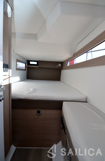 Aventura 34 - Yacht Charter Sailica