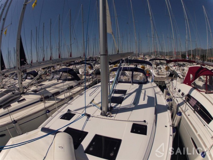 Hanse 445 - Yacht Charter Sailica