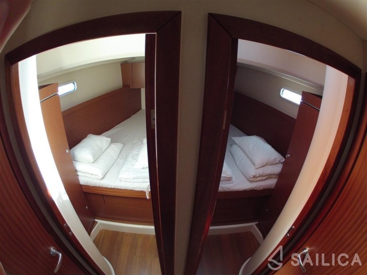 Hanse 445 - Yacht Charter Sailica