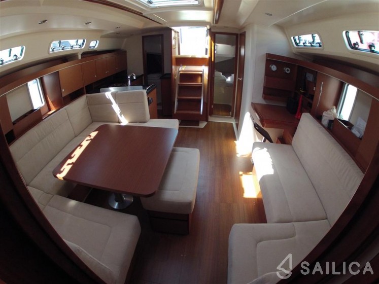 Hanse 445 - Yacht Charter Sailica