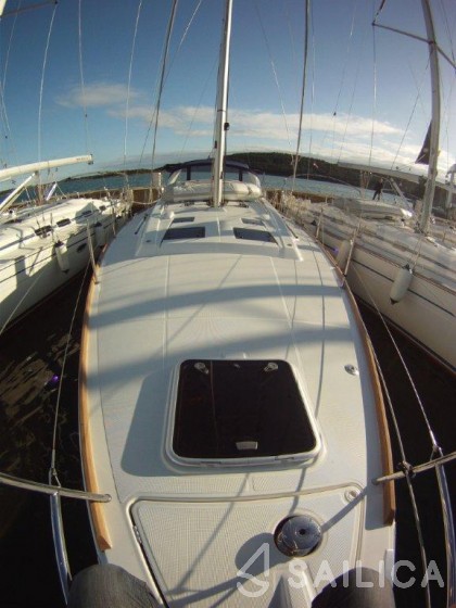 Oceanis 45 - Yacht Charter Sailica
