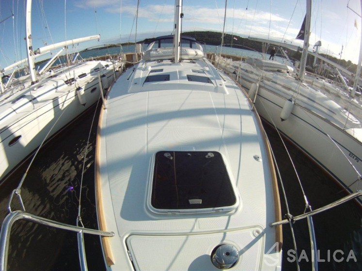 Oceanis 45 - Yacht Charter Sailica