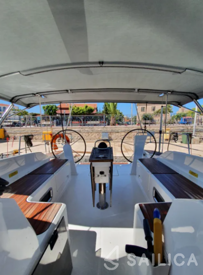 Bavaria 51 Cruiser - Yacht Charter Sailica