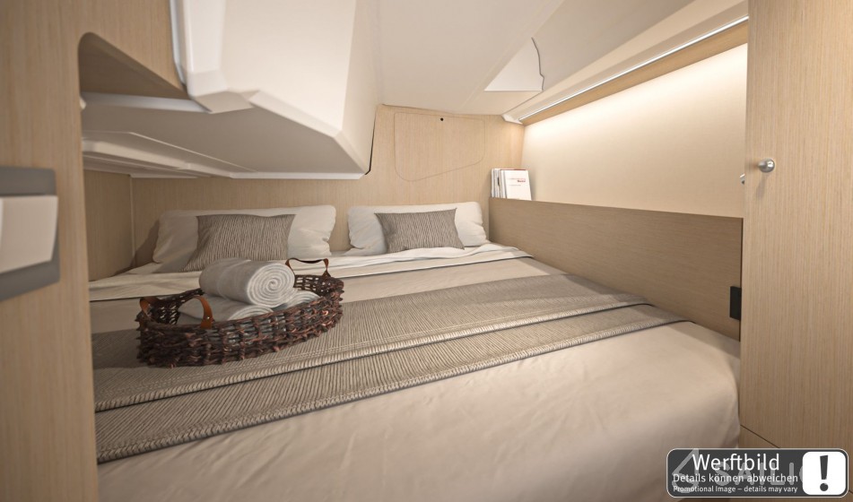 Oceanis 37.1 - Yacht Charter Sailica