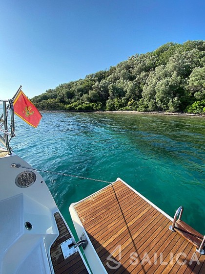 Bavaria 46 Cruiser - Yacht Charter Sailica
