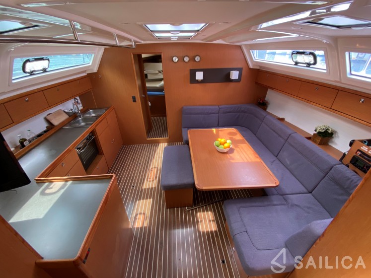 Bavaria 46 Cruiser - Yacht Charter Sailica