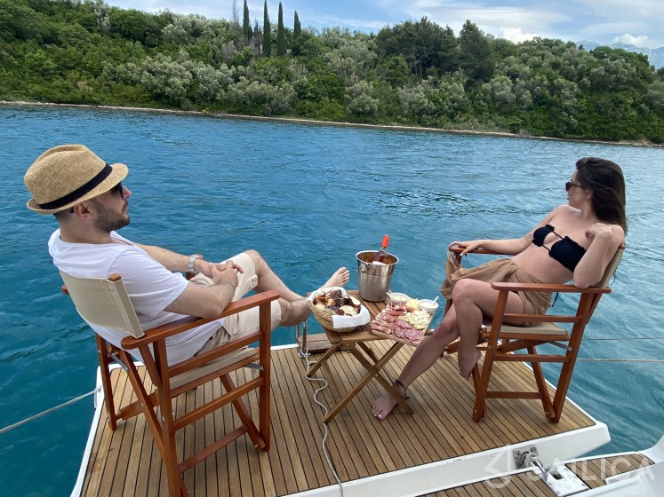 Bavaria 46 Cruiser - Yacht Charter Sailica