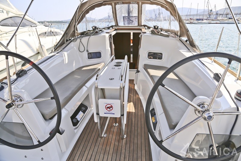 Sun Odyssey 349 - Yacht Charter Sailica