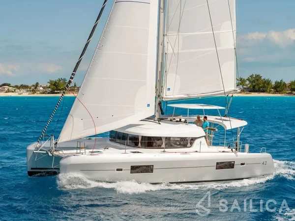Lagoon 42 - Yacht Charter Sailica