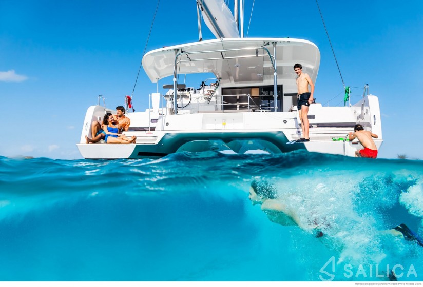 Lagoon 42 - Yacht Charter Sailica