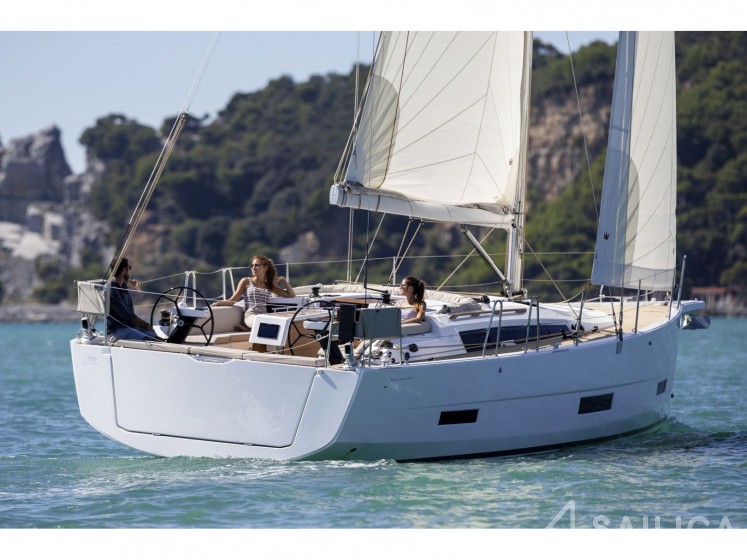Dufour 390 - Yacht Charter Sailica