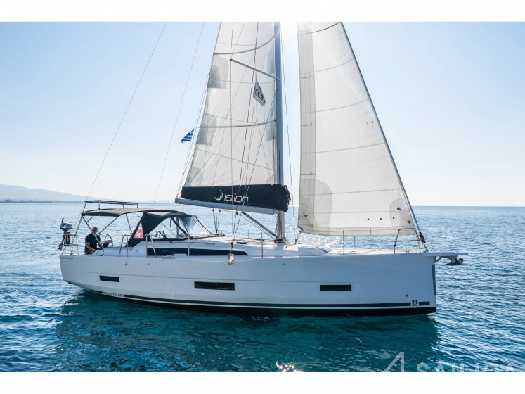 Dufour 390 - Yacht Charter Sailica