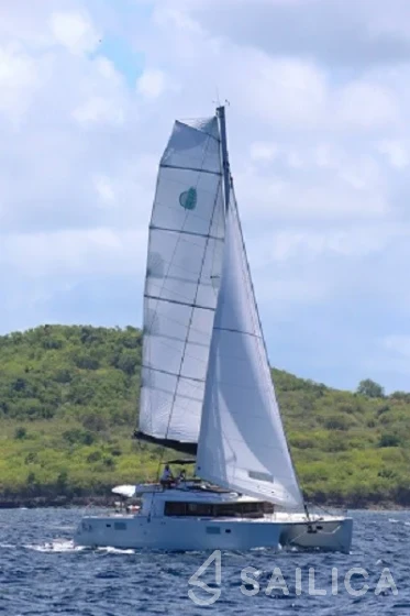 Lagoon 450 - Yacht Charter Sailica