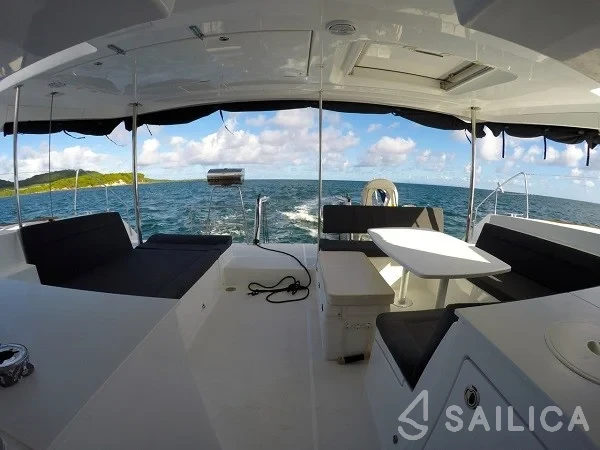 Lagoon 450 - Yacht Charter Sailica