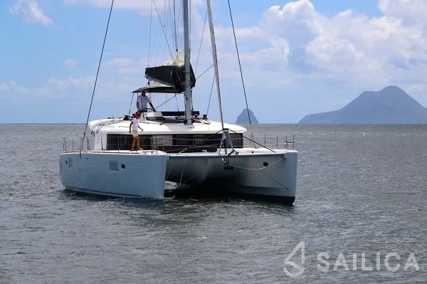 Lagoon 450 - Yacht Charter Sailica