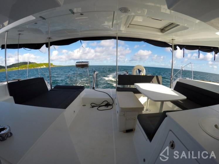Lagoon 450 - Yacht Charter Sailica