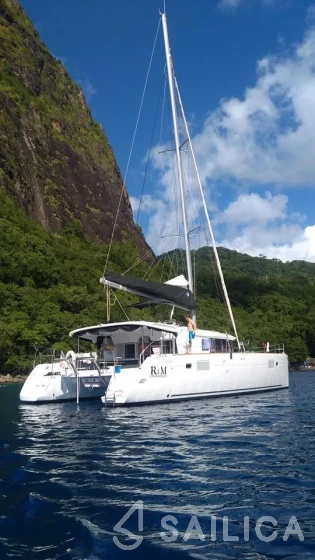 Lagoon 450 - Yacht Charter Sailica