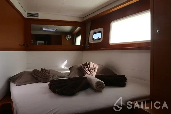 Lagoon 450 - Yacht Charter Sailica