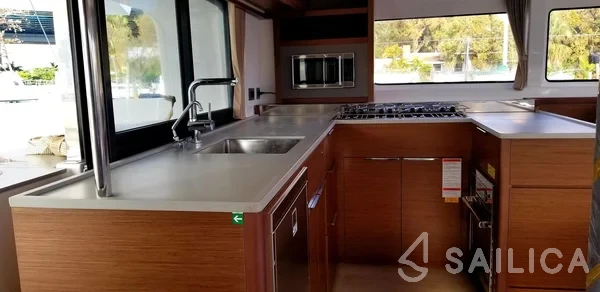 Lagoon 46  - Yacht Charter Sailica