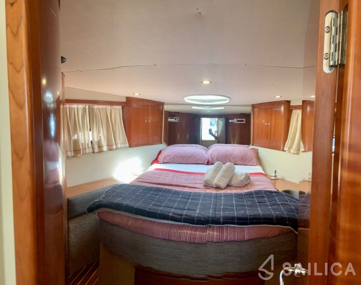 Rodman 41 - Yacht Charter Sailica