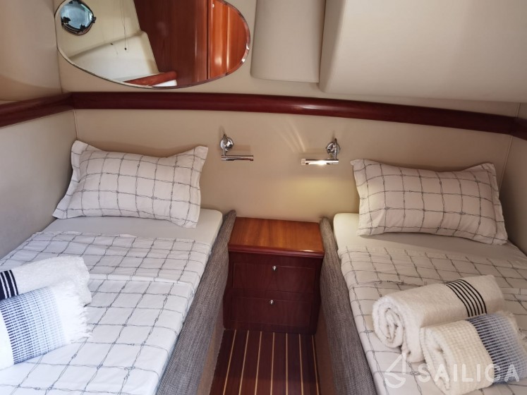 Rodman 41 - Yacht Charter Sailica