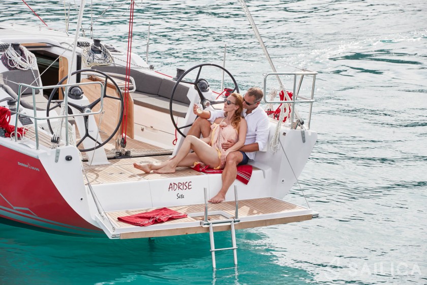 Dehler 38 SQ - Yacht Charter Sailica